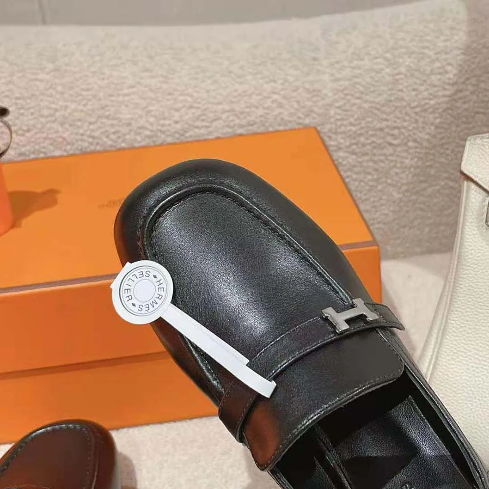 Hermes Infinie 50 Pump in Goatskin-Black H241046Z for Women