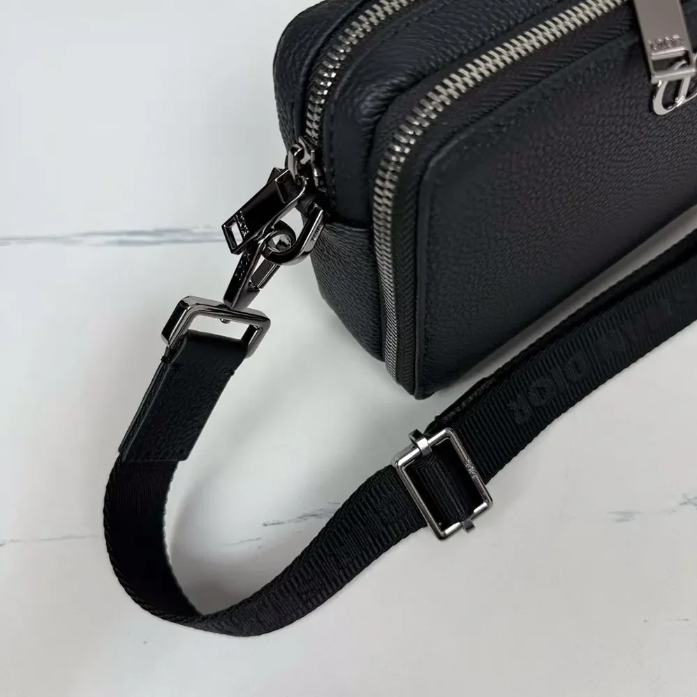 Dior CD Icon Zipped Pouch with Strap Black Grained Calfskin for Men