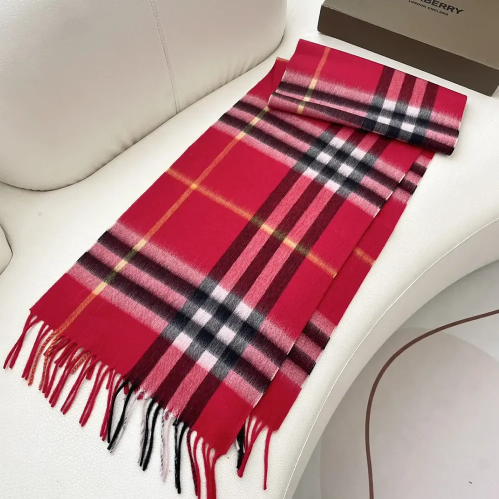 Burberry Check Cashmere Scarf for Unisex in Red Burberry Check Cashmere Scarf for Unisex in Red