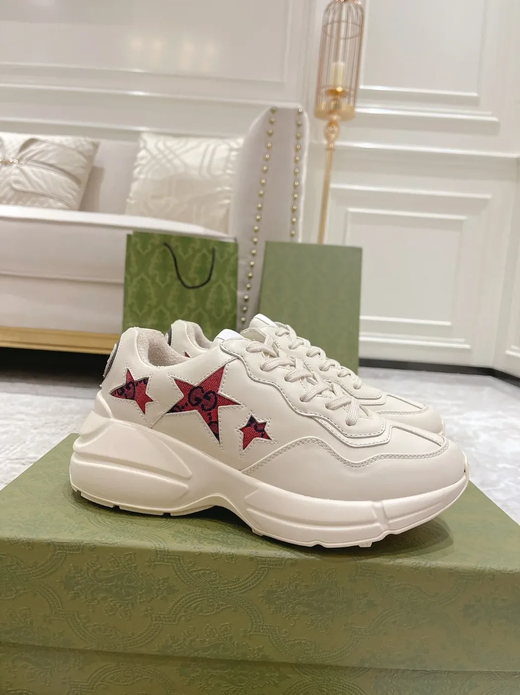 Gucci Rhyton Sneaker With Stars White