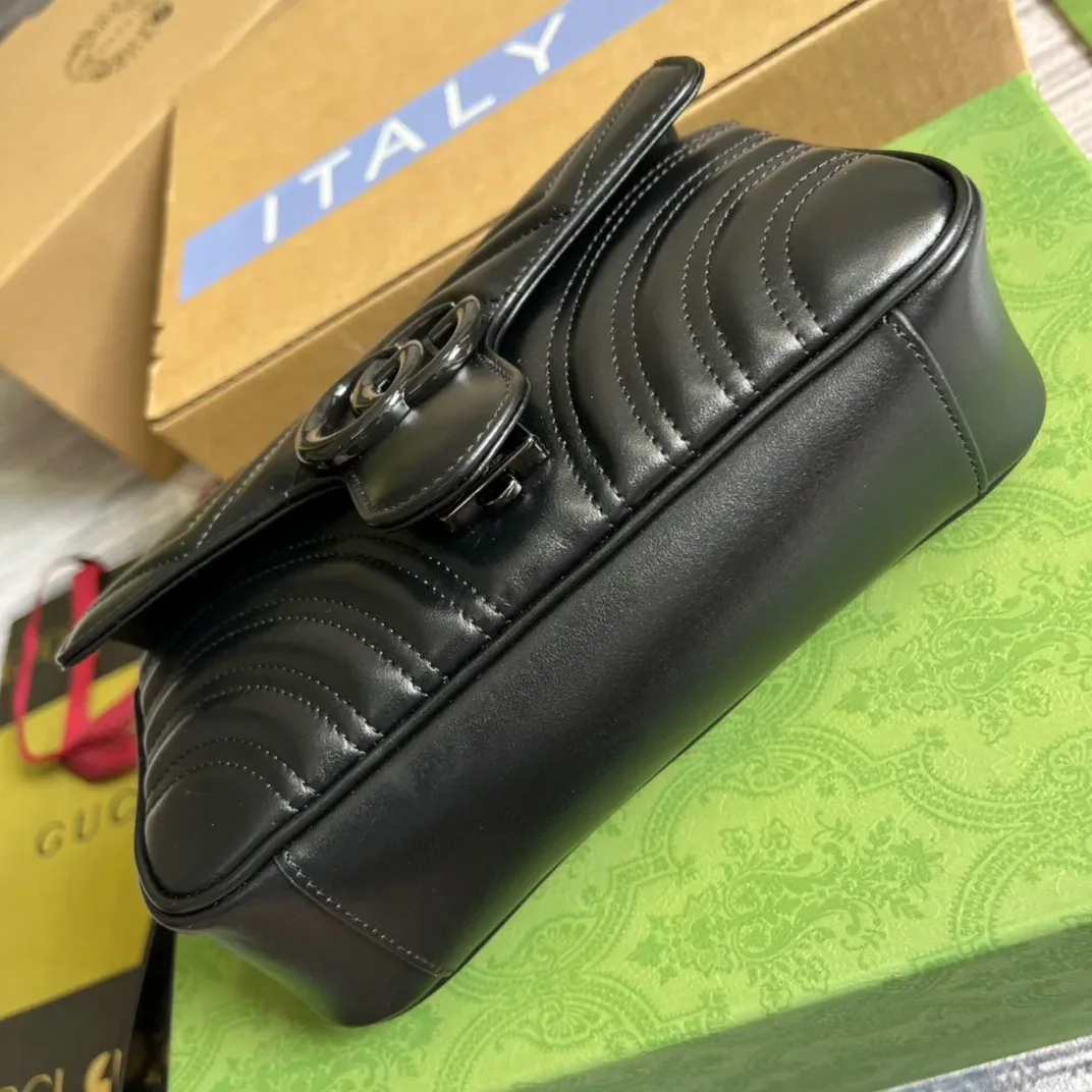 Gucci Marmont Matelassé Mini Bag White / GG
