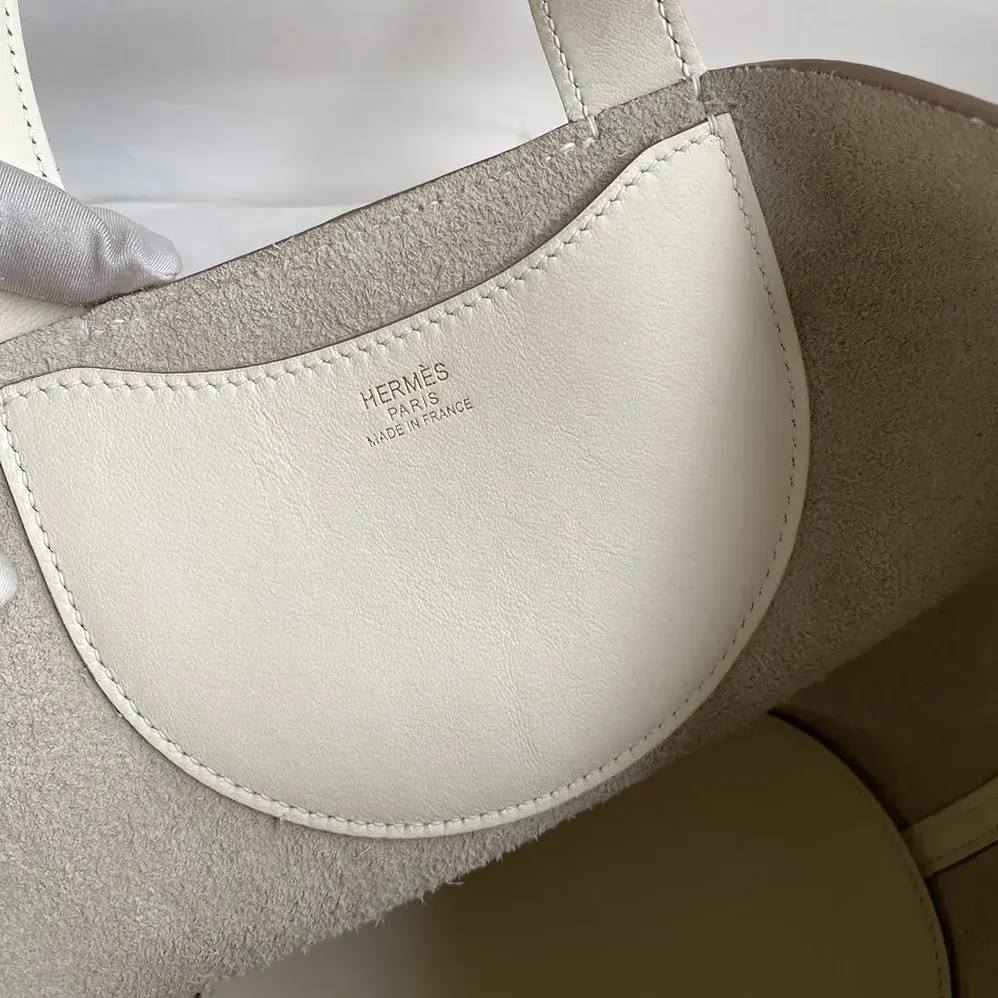 Hermes In the Loop 18 Handbag Clemence Leather for Women in White/Gold