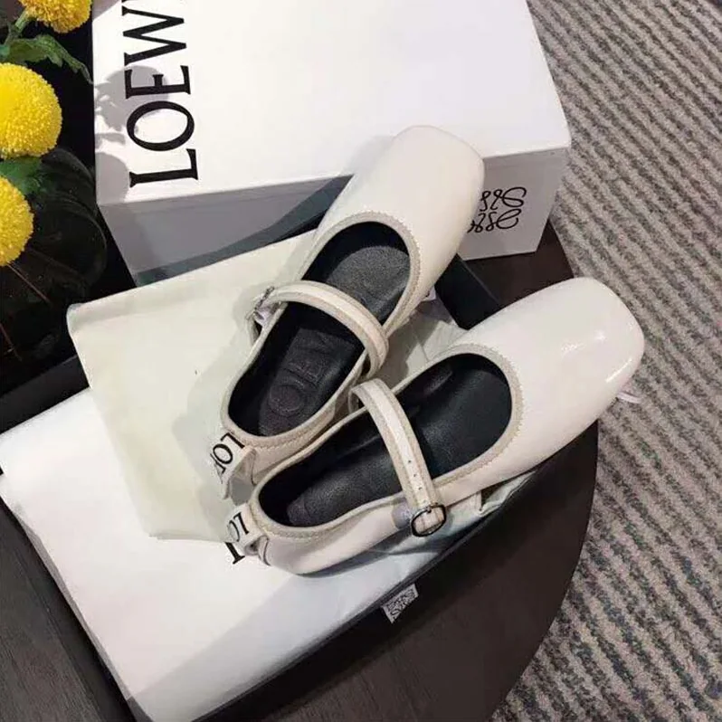 Loewe Babies Ballerina in Calfskin Leather with Loewe Jacquard Grosgrain Detail for Women in White Loewe Babies Ballerina in Calfskin Leather with Loewe Jacquard Grosgrain Detail for Women in White