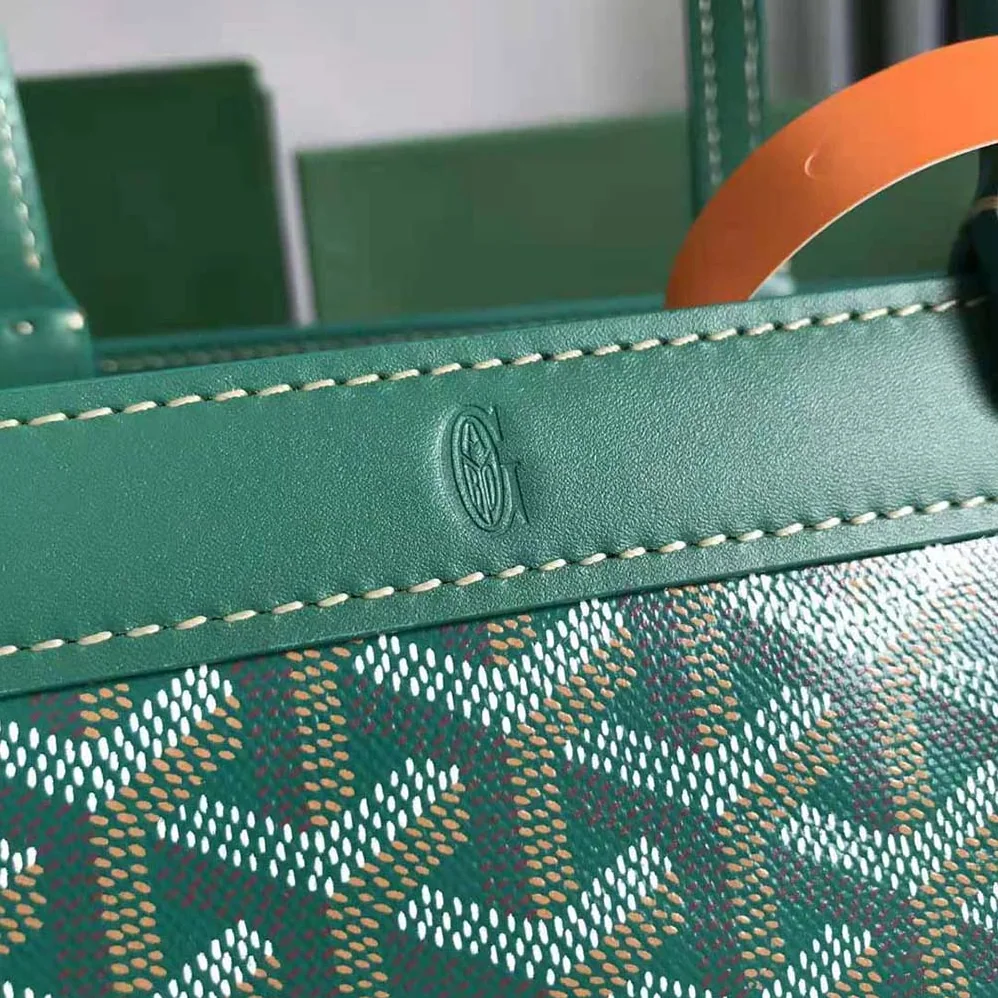 Goyard Bellechasse Biaude PM Bag for Women in Green Goyard Bellechasse Biaude PM Bag for Women in Green