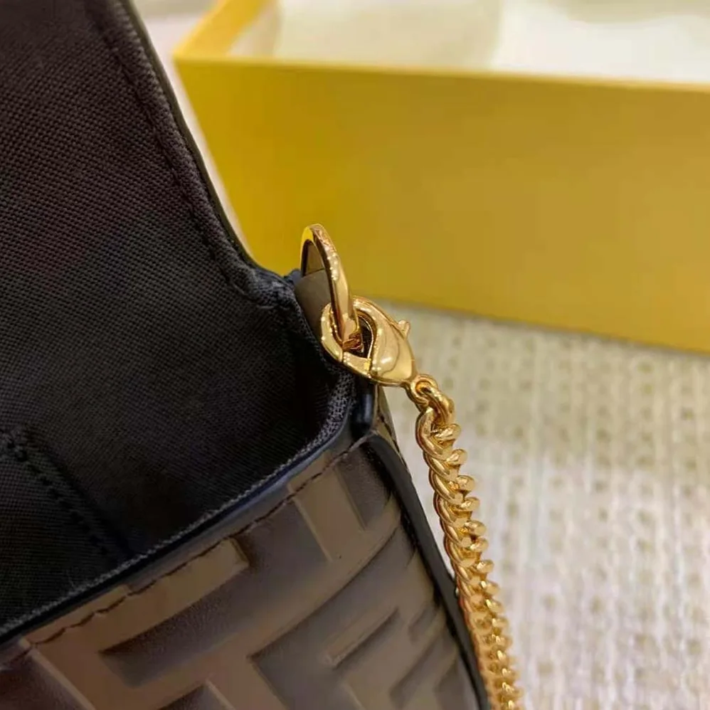 Fendi Wallet on Chain with Pouches Brown Leather Mini for Women in Bag Fendi Wallet on Chain with Pouches Brown Leather Mini for Women in Bag
