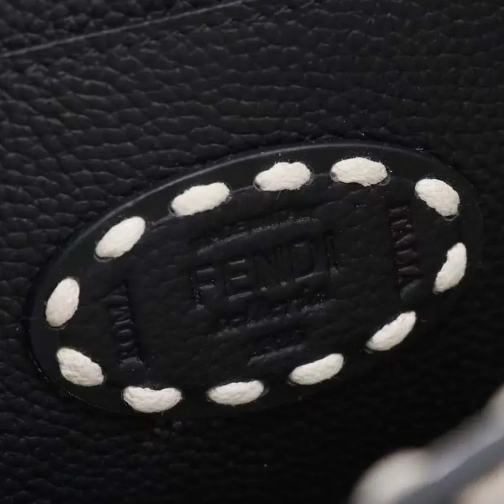 Fendi Peekaboo Iseeu Small Black Selleria Bag for Women Fendi Peekaboo Iseeu Small Black Selleria Bag for Women
