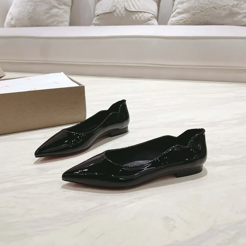 Christian Louboutin Hot Chickita Ballerinas Patent Calf Leather for Women in Black Christian Louboutin Hot Chickita Ballerinas Patent Calf Leather for Women in Black