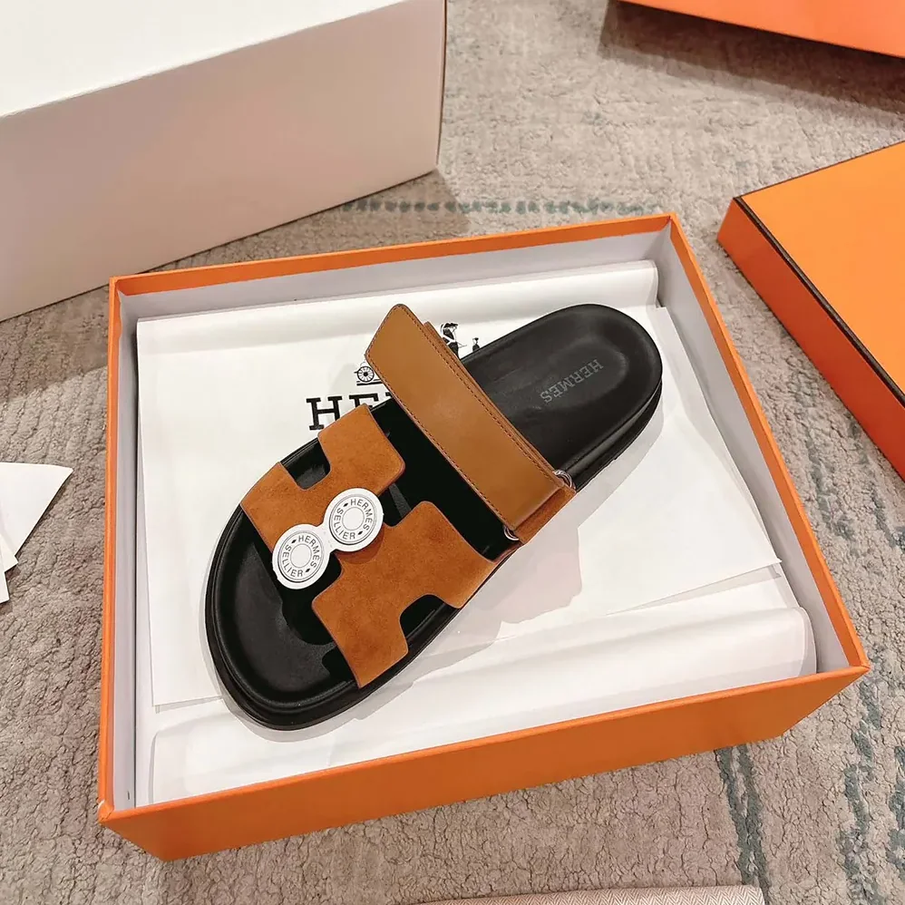 Hermes Chypre Sandal for Unisex in Brown Hermes Chypre Sandal for Unisex in Brown