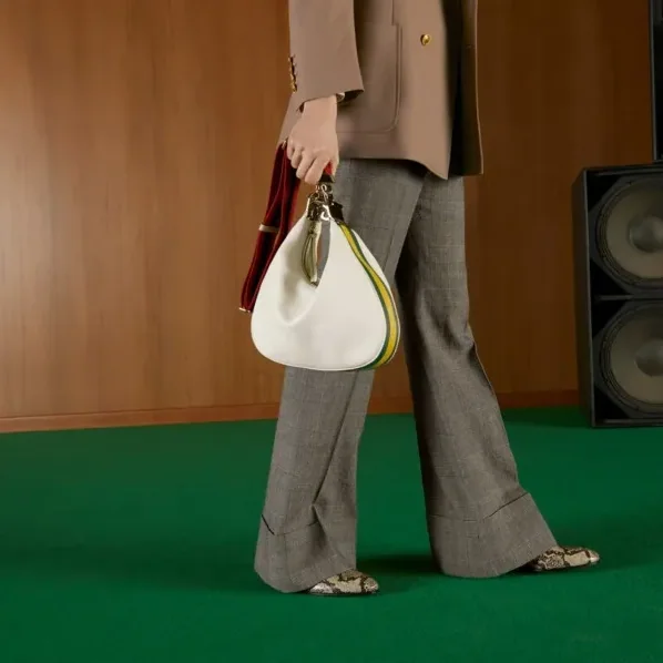 Gucci Atache Large Shoulder Bag White Gucci Atache Large Shoulder Bag White