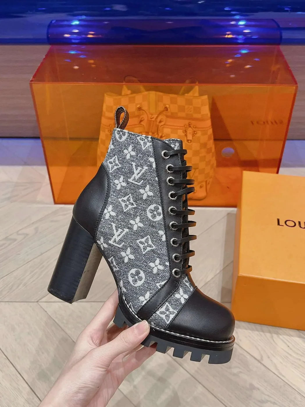 Louis Vuitton Moonlight Ankle Boots Black Louis Vuitton Moonlight Ankle Boots Black