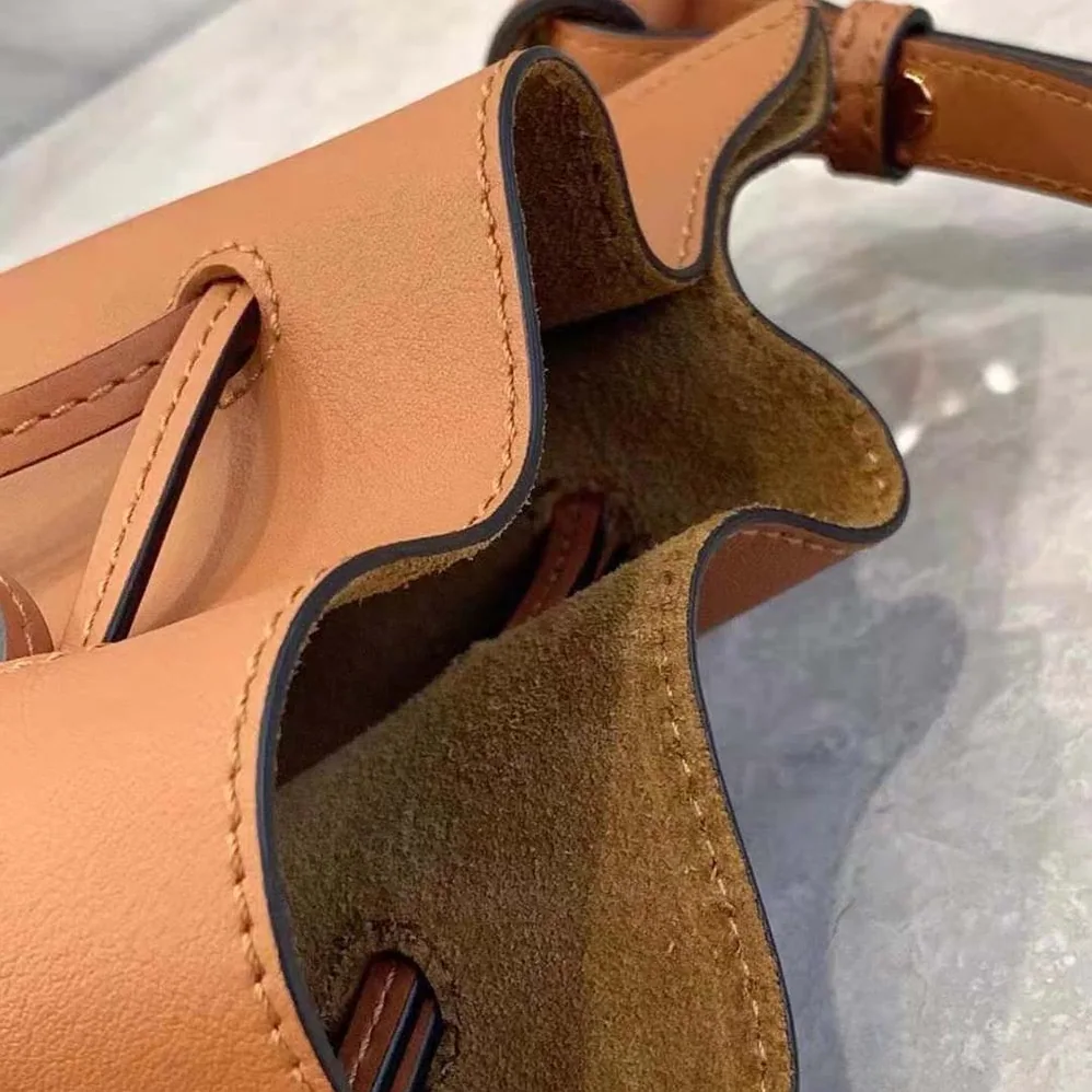 Loewe Horseshoe Bag in Nappa Calfskin for Women in Brown
