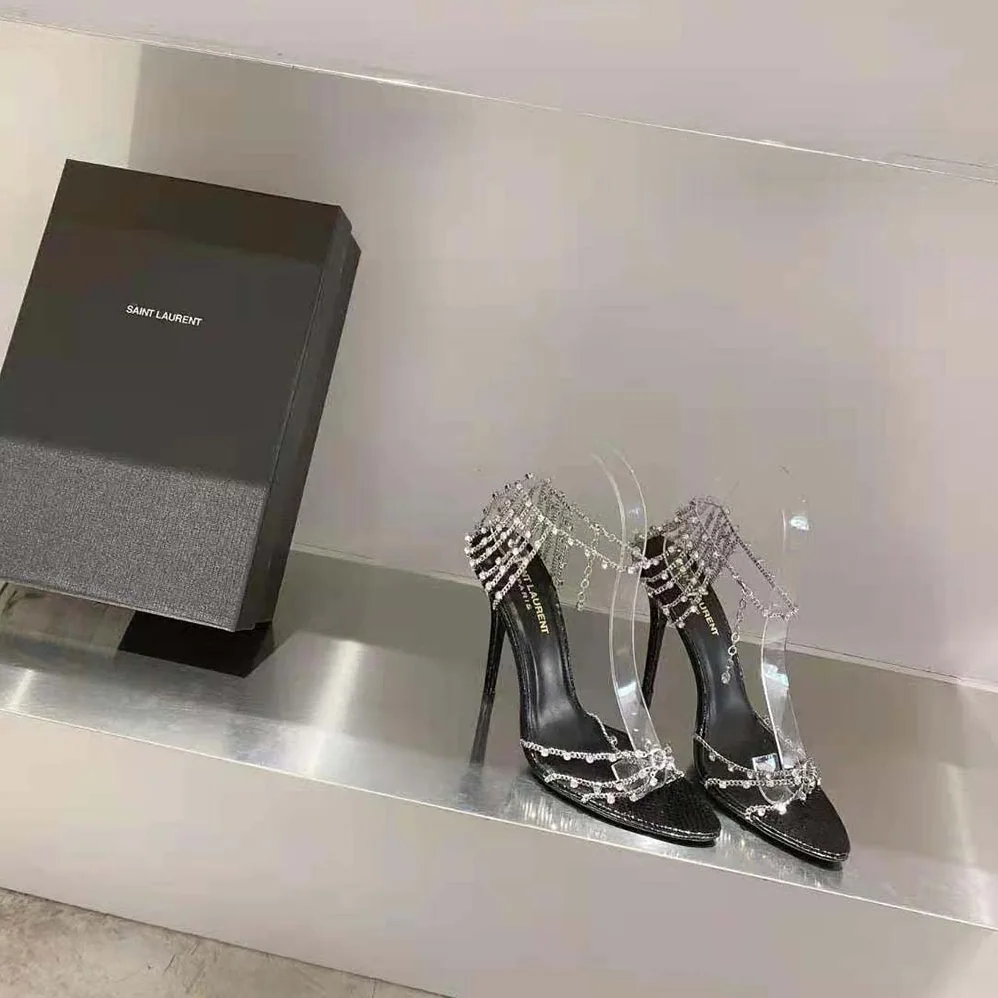Saint Laurent YSL Alex Chain Sandals in Lacquered Ayers for Women Saint Laurent YSL Alex Chain Sandals in Lacquered Ayers for Women