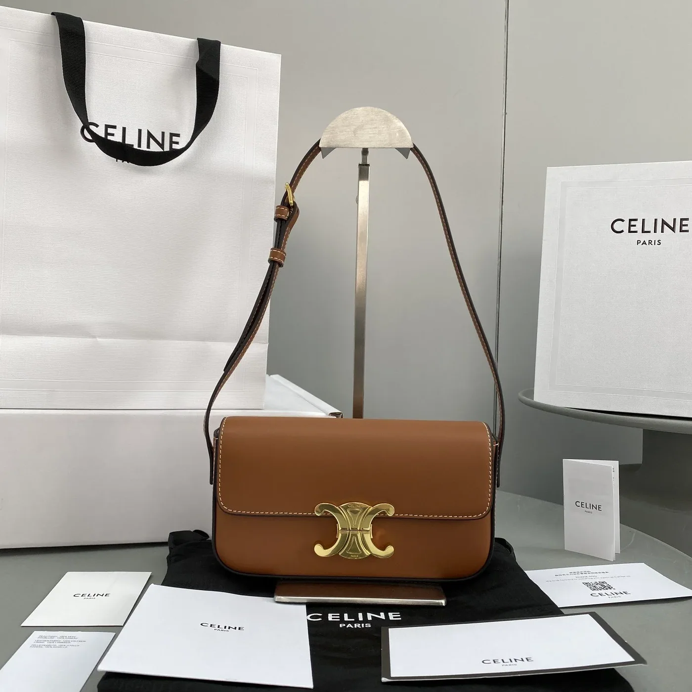 Celine Triomphe Shoulder Bag Brown / .04LU Celine Triomphe Shoulder Bag Brown / .04LU