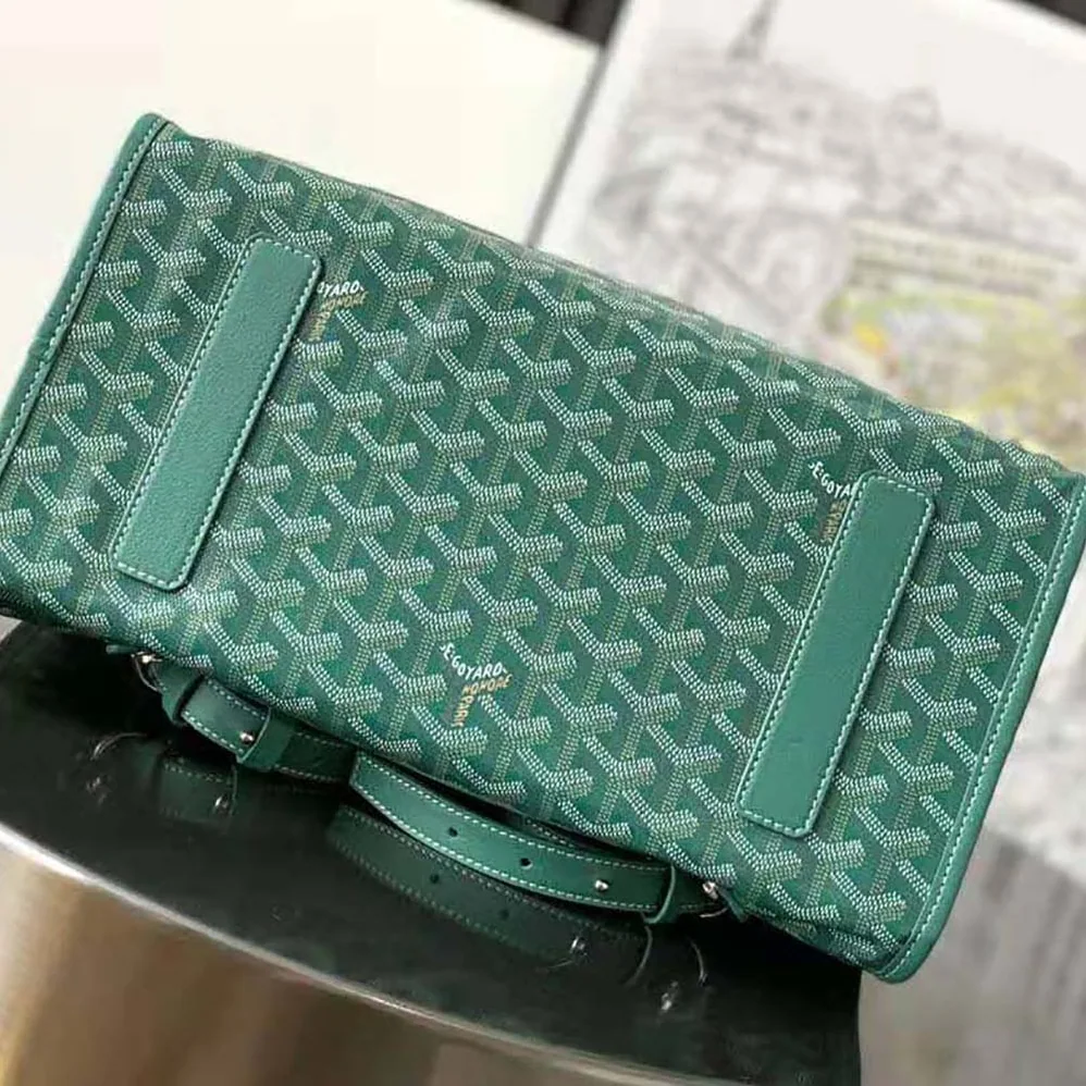 Goyard Saint Léger Backpack in Goyardine Canvas & Chevroches Calfskin for Women in Green Goyard Saint Léger Backpack in Goyardine Canvas & Chevroches Calfskin for Women in Green