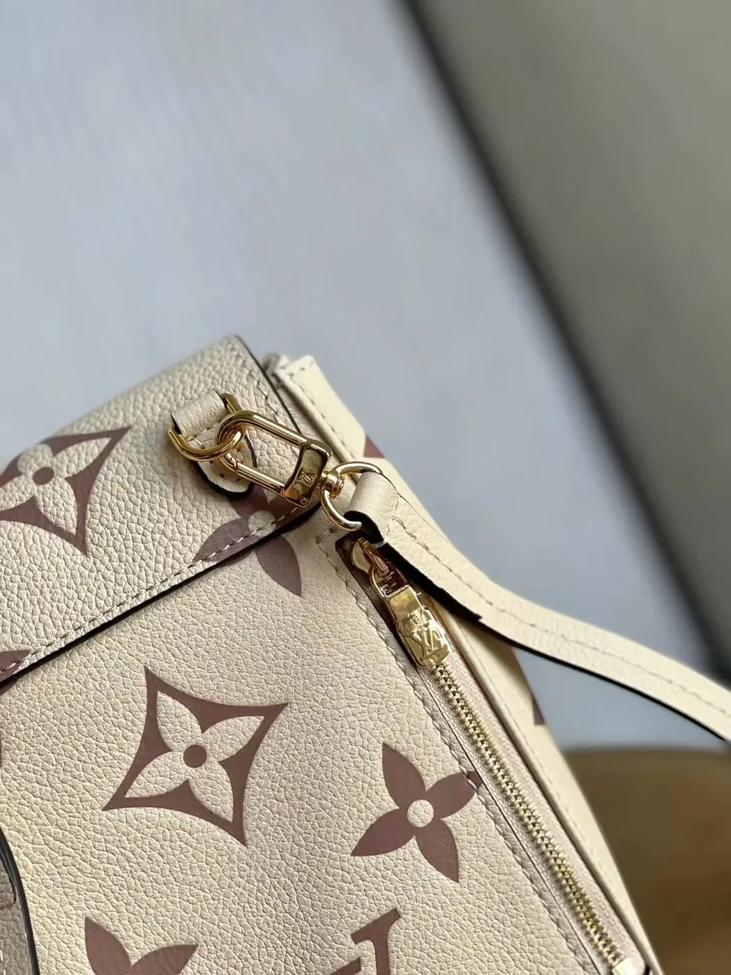 Louis Vuitton Tiny Backpack Monogram Empreinte Cream Louis Vuitton Tiny Backpack Monogram Empreinte Cream