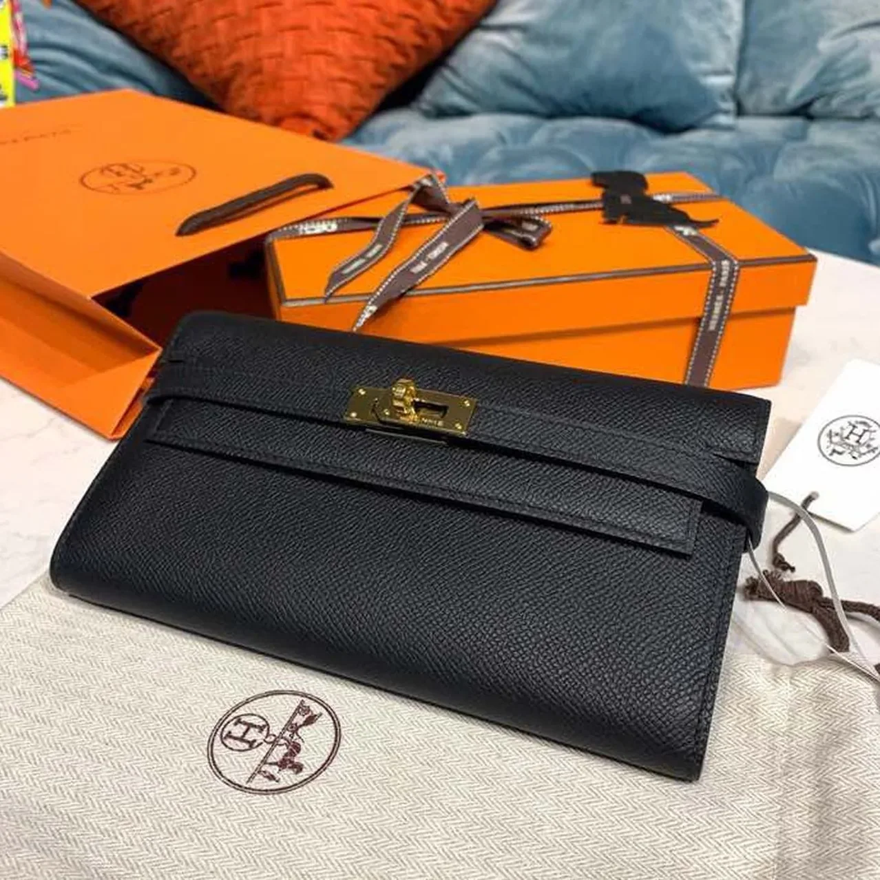 Hermes Kelly Wallet To Go Woc Black With Gold Toned Hardware Bag /