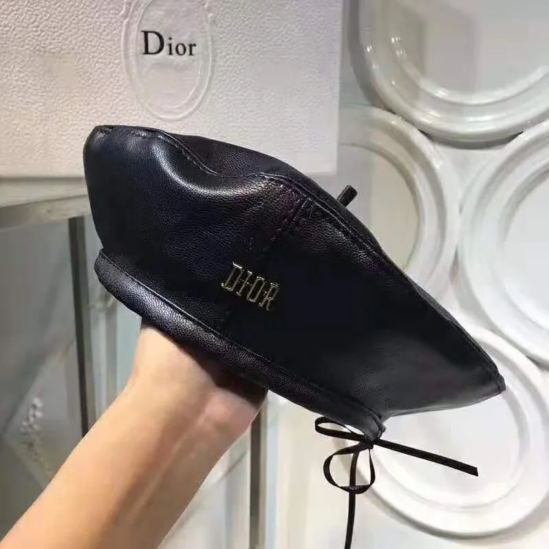 Dior Dior Dream Leather Beret for Women in Black Dior Dior Dream Leather Beret for Women in Black