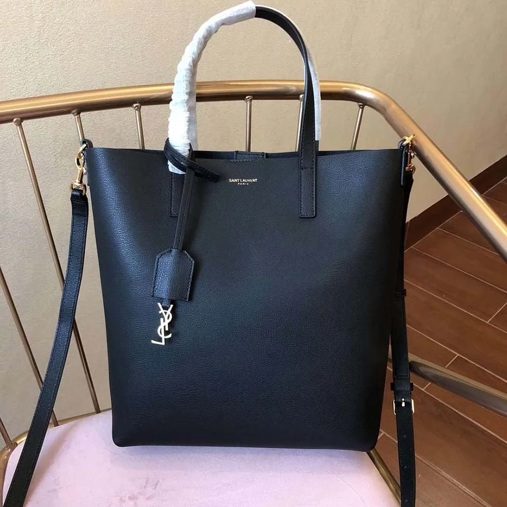 Saint Laurent YSL Saint Laurent Toy Shopping Supple for Women in Black Saint Laurent YSL Saint Laurent Toy Shopping Supple for Women in Black