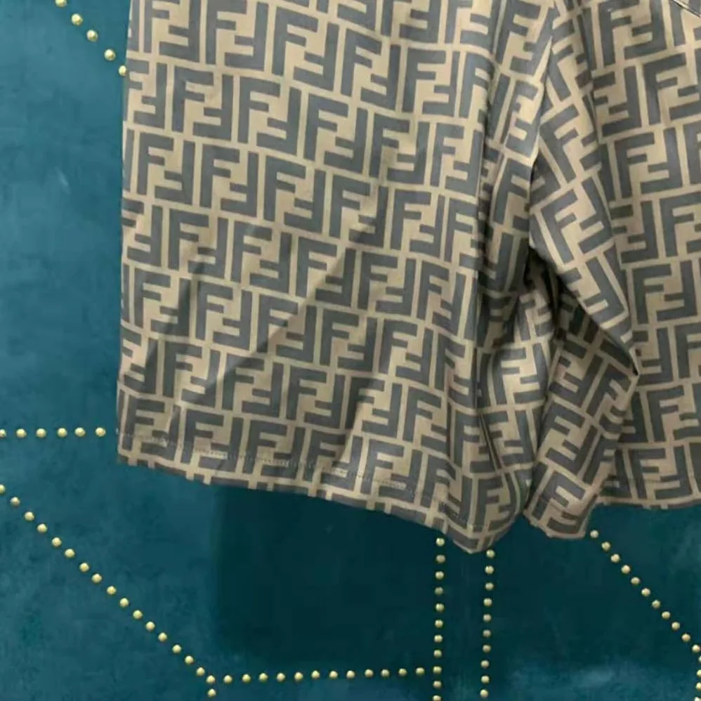 Fendi Bermudas Brown Fabric Pants for Men Fendi Bermudas Brown Fabric Pants for Men