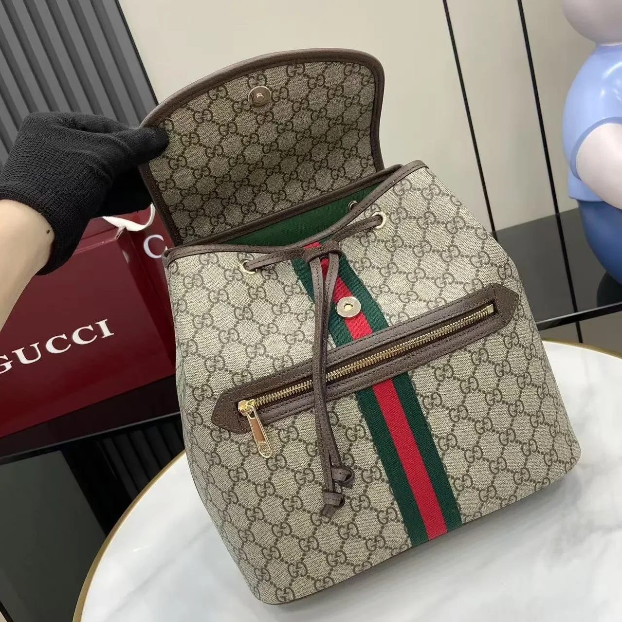 Gucci Ophidia Medium Backpack / Beige/ Dark Brown Monogram Gold Hardware Gucci Ophidia Medium Backpack / Beige/ Dark Brown Monogram Gold Hardware