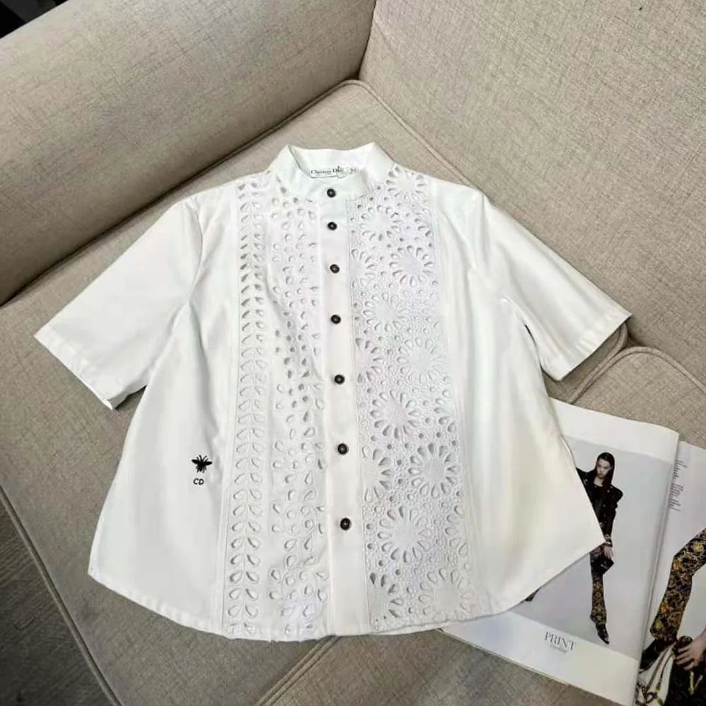 Dior Short Buttoned Blouse White Cotton Denim with Saint for Women in Gall Motif