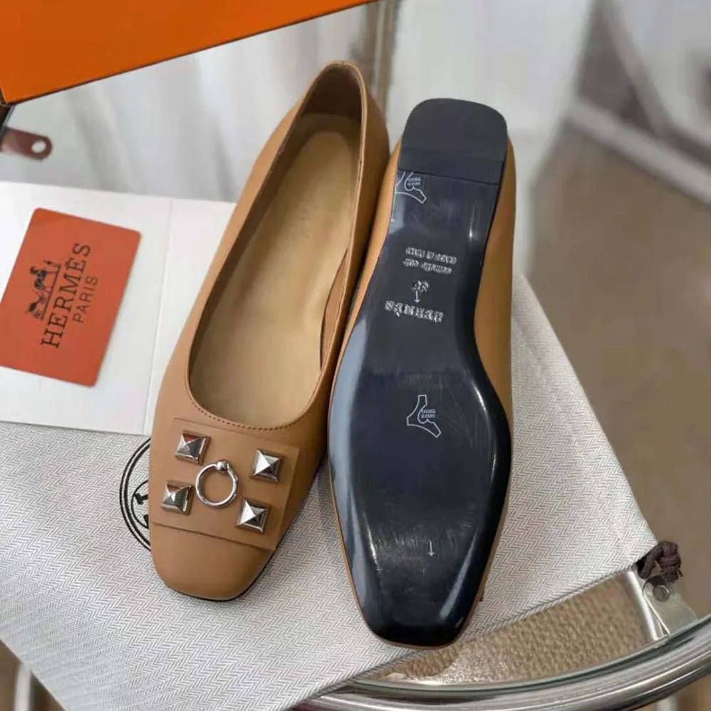 Hermes Danseuse Ballet Flat in Calfskin Leather for Women in Brown