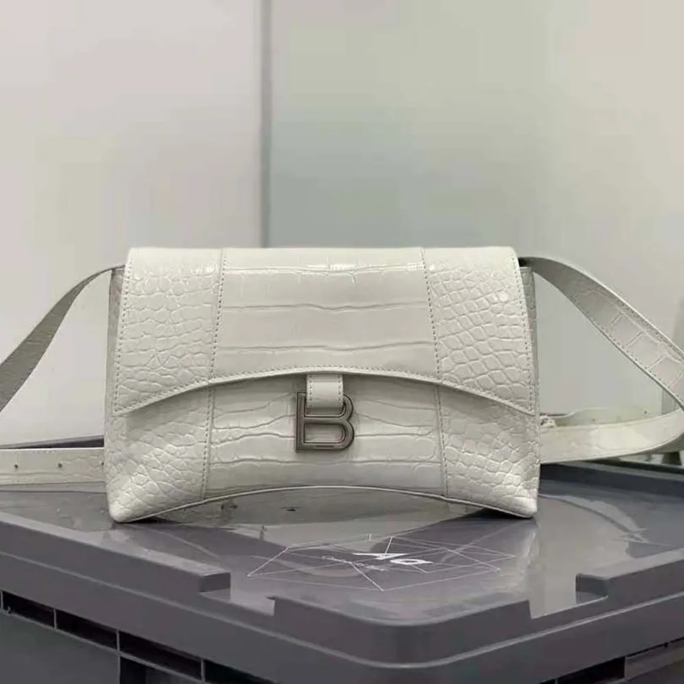 Balenciaga Downtown XS Shoulder Bag in White for Women Balenciaga Downtown XS Shoulder Bag in White for Women