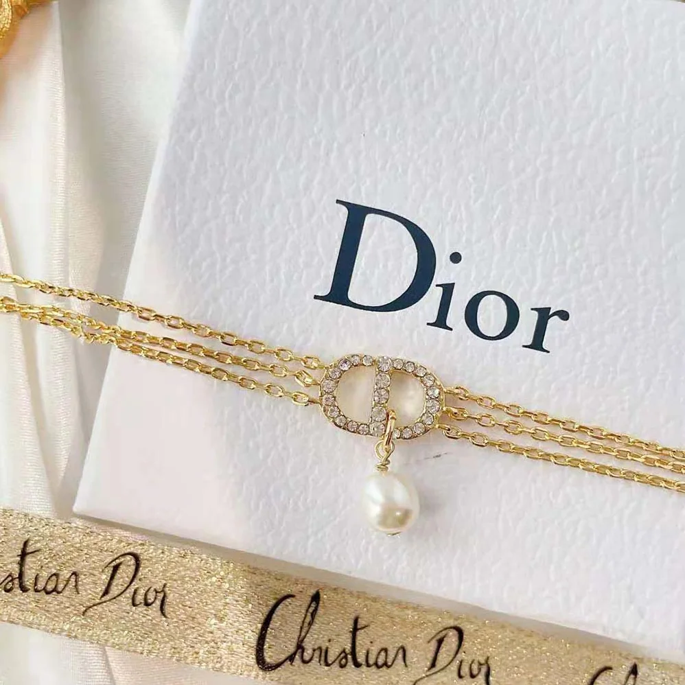 Dior Multi-chain Petit CD Bracelet Gold for Women in Finish Metal Dior Multi-chain Petit CD Bracelet Gold for Women in Finish Metal