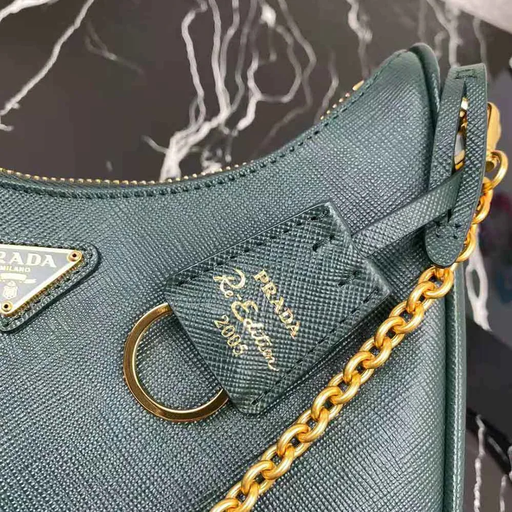 Prada Prada Re-Edition 2005 Saffiano Leather Bag for Women in Green Prada Prada Re-Edition 2005 Saffiano Leather Bag for Women in Green