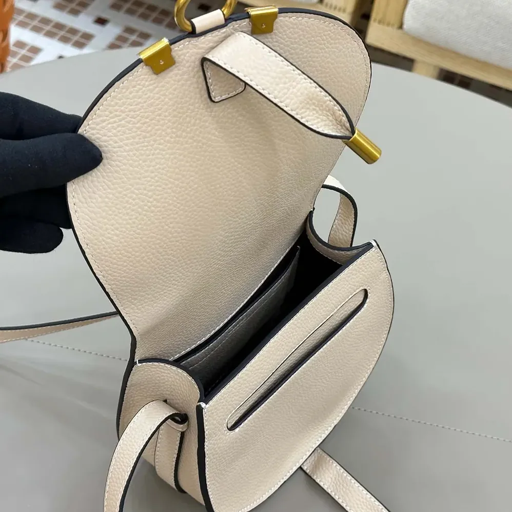 Chloe Small Marcie Saddle Bag is Crafted Leather for Women Chloe Small Marcie Saddle Bag is Crafted Leather for Women