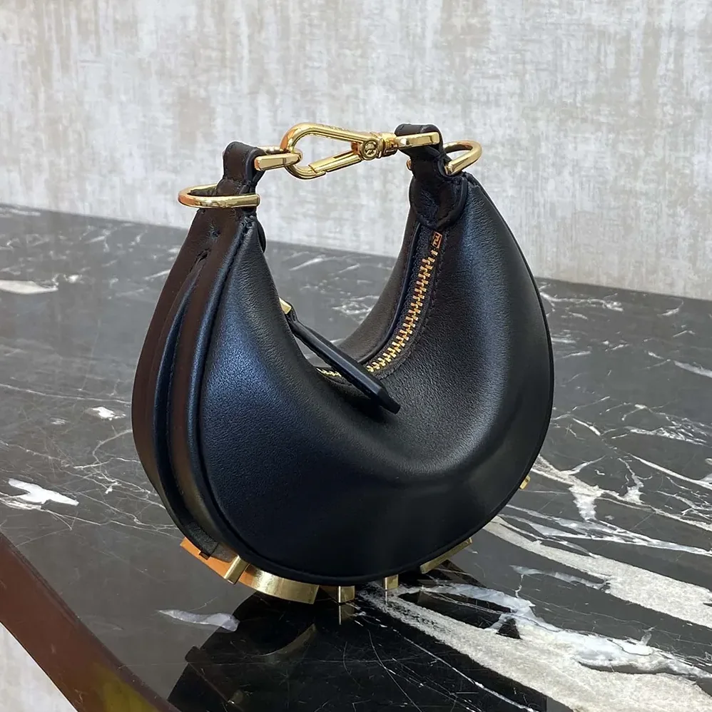 Fendi Fendigraphy Mini Black Leather Mini for Women in bag Fendi Fendigraphy Mini Black Leather Mini for Women in bag