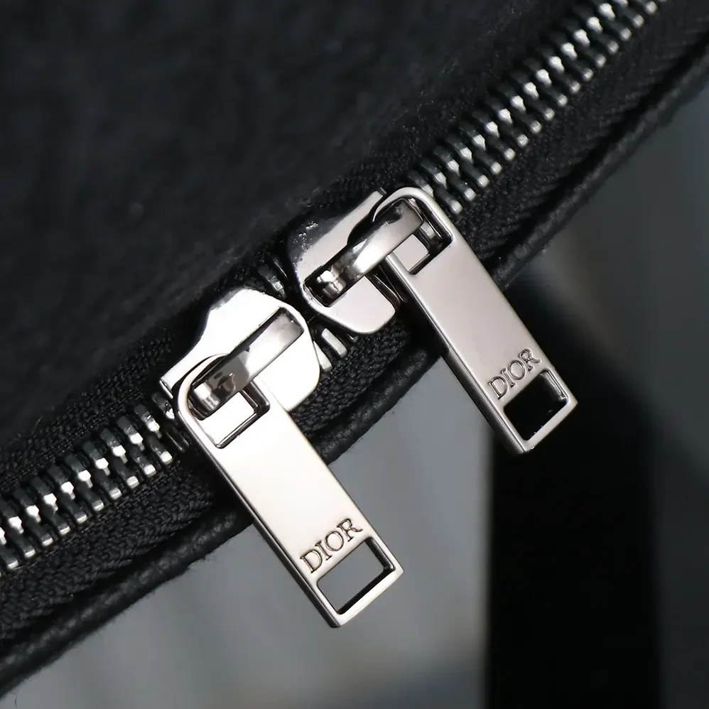 Dior Dior 8 Backpack with Flap Black Dior Oblique Jacquard for Men
