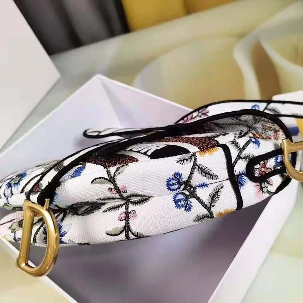 Dior Saddle Bag White Multicolor Dior Petites Fleurs Embroidery for Women Dior Saddle Bag White Multicolor Dior Petites Fleurs Embroidery for Women