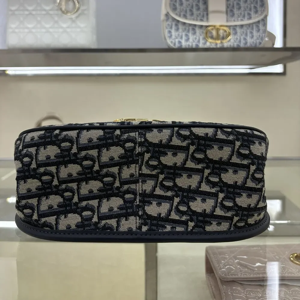 Dior Medium 30 Montaigne Satchel Bag Blue Dior Oblique Jacquard for Women Dior Medium 30 Montaigne Satchel Bag Blue Dior Oblique Jacquard for Women