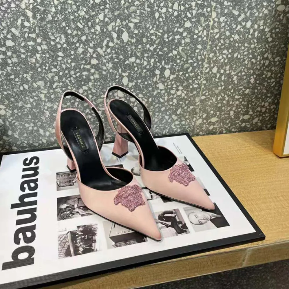 Versace La Medusa Satin Sling-Back Pumps in 105 mm Heel for Women in Pink Versace La Medusa Satin Sling-Back Pumps in 105 mm Heel for Women in Pink
