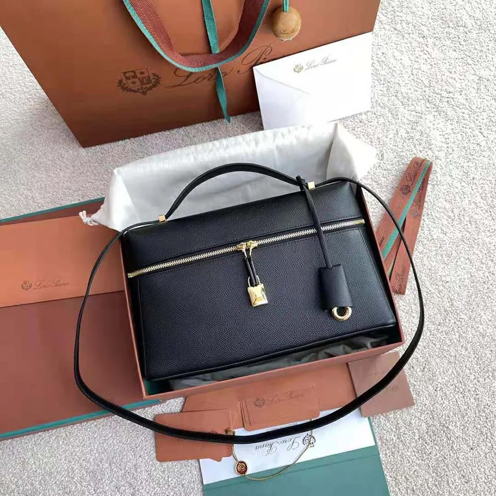 Loro Piana Extra Bag in Calfskin Leather for Women in Black Loro Piana Extra Bag in Calfskin Leather for Women in Black