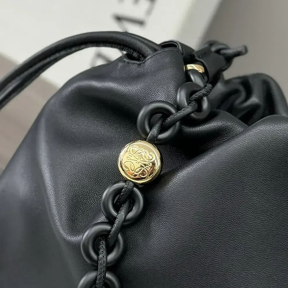 Loewe Large Flamenco Purse in Mellow Nappa Lambskin for Unisex in Black Loewe Large Flamenco Purse in Mellow Nappa Lambskin for Unisex in Black