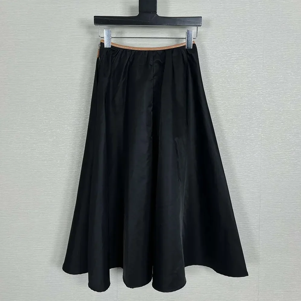 Prada Full Re for Women in Nylon Skirt Prada Full Re for Women in Nylon Skirt