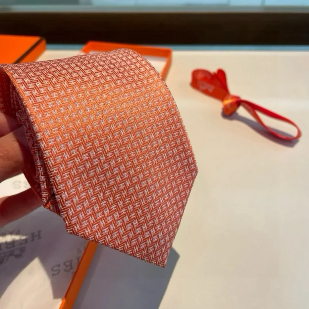 Hermes Elegent Orange Silk Tie Hermes Elegent Orange Silk Tie