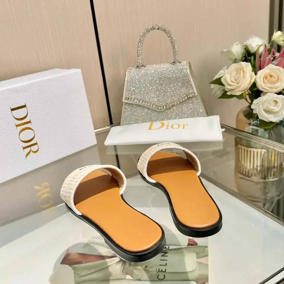 Dior Dioriviera Dway Slide Natural Raffia and White Embroidered Cotton for Women Dior Dioriviera Dway Slide Natural Raffia and White Embroidered Cotton for Women