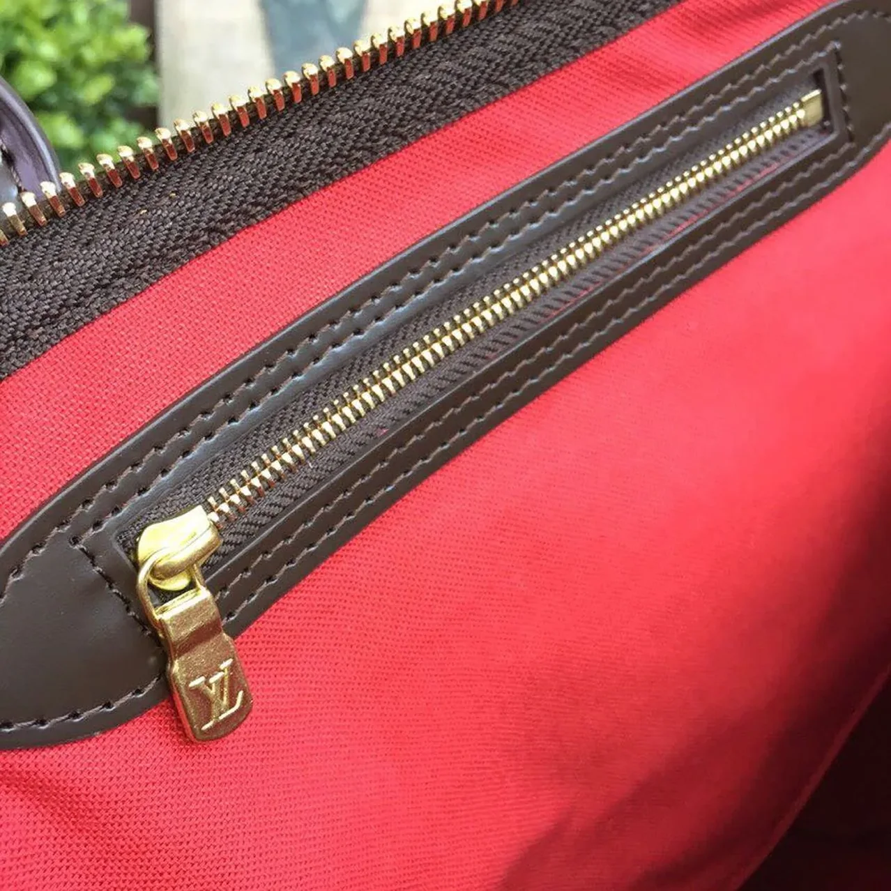 Louis Vuitton Speedy 35 Top Handle Bag / Brown Damier Ebene Canvas Gold Hardware