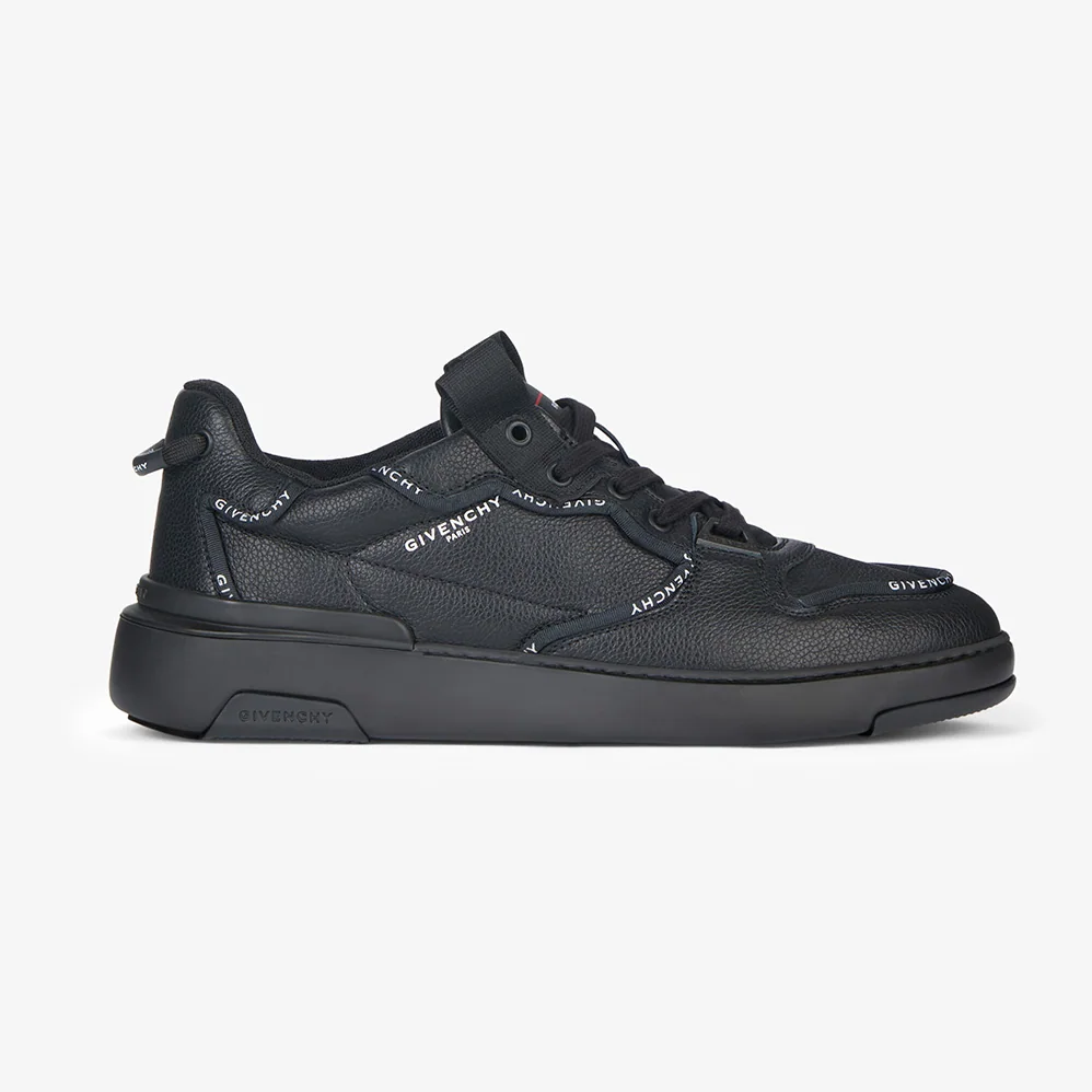 Givenchy Wing Low Sneakers in Leather with Pipping for Men in Black Givenchy Wing Low Sneakers in Leather with Pipping for Men in Black