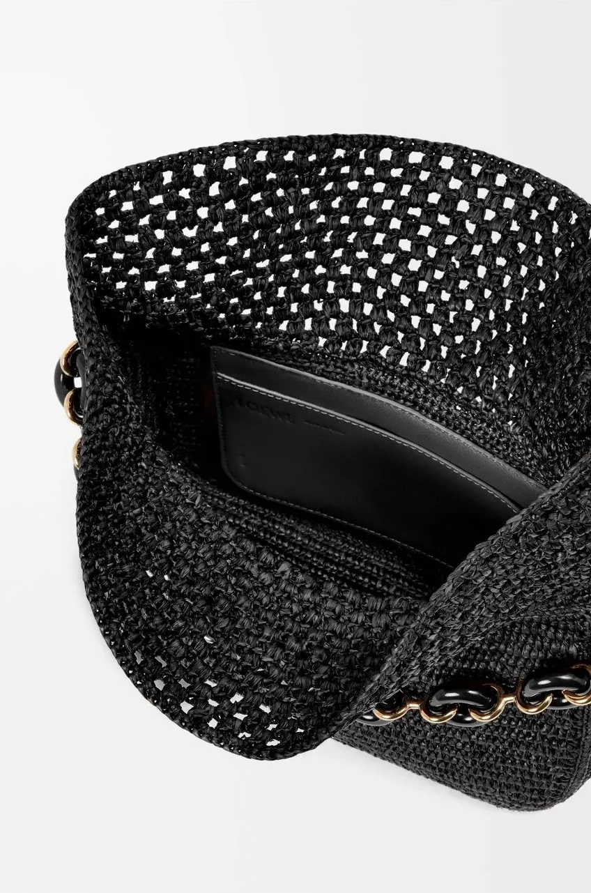 Loewe Medium Ola Bag In Raffia Black / AP22P22X02 Loewe Medium Ola Bag In Raffia Black / AP22P22X02