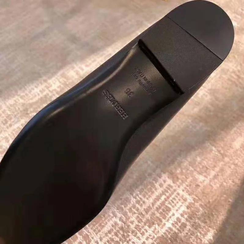 Hermes Subtil Ballerina in Goatskin with Square Toe for Women in Black