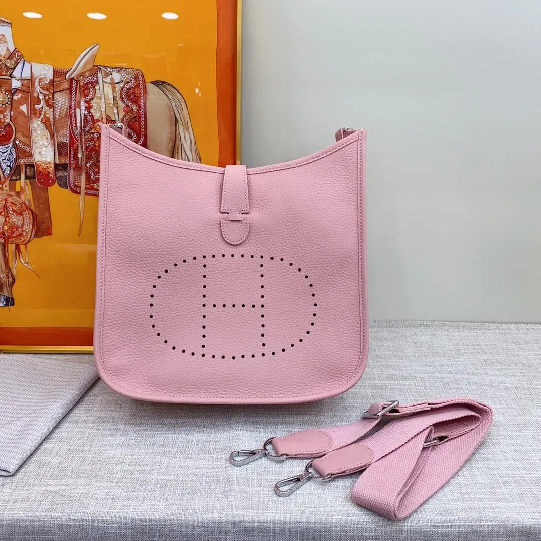 Hermes Evelyne III 29 Bag Pink With Silver in Toned Hardware Hermes Evelyne III 29 Bag Pink With Silver in Toned Hardware