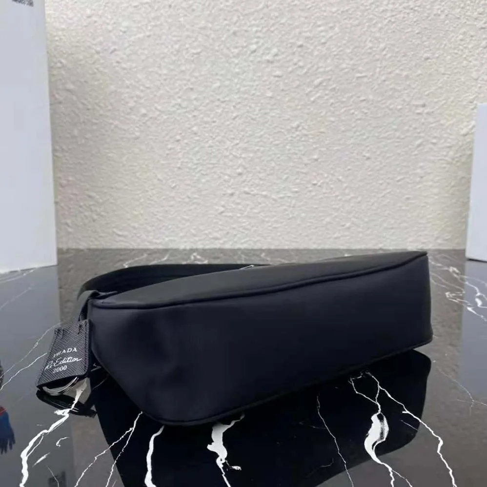 Prada Re-Nylon Re-Edition 2000 Mini-Bag for Women in Black Prada Re-Nylon Re-Edition 2000 Mini-Bag for Women in Black