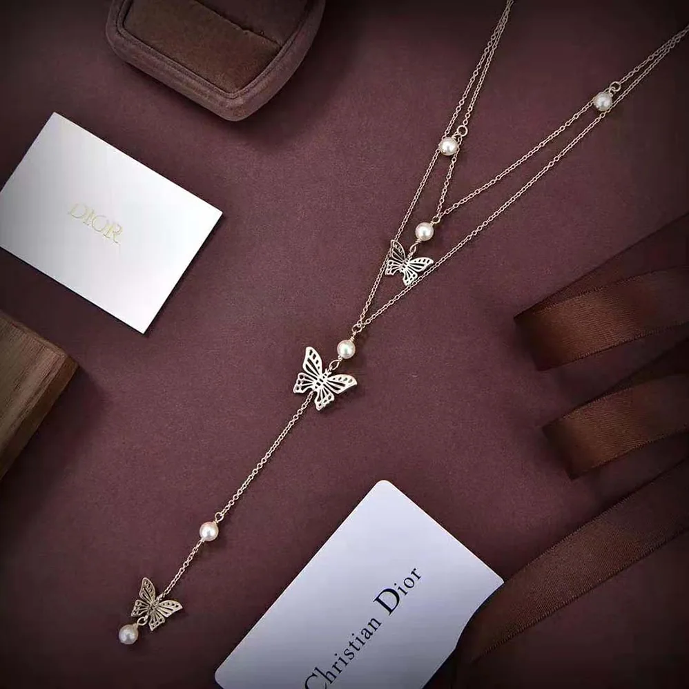 Dior Dior Métamorphose Necklace Gold-Finish Metal and White Resin Pearls for Women Dior Dior Métamorphose Necklace Gold-Finish Metal and White Resin Pearls for Women