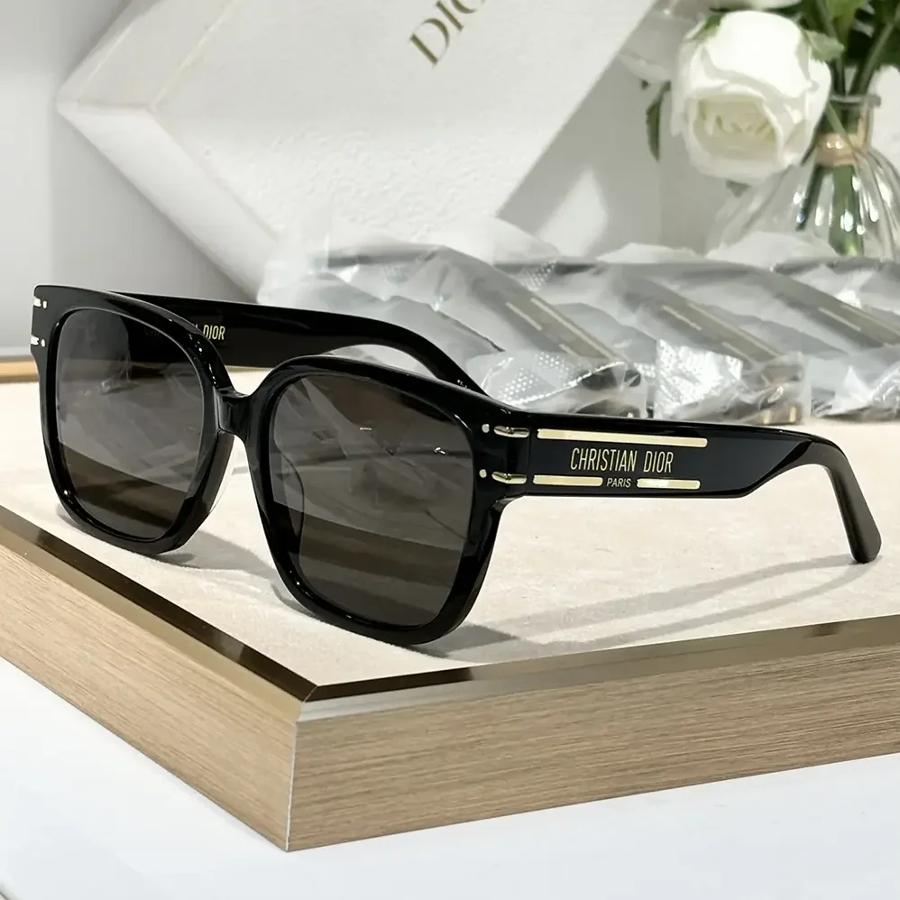 Dior DiorSignature S7F Black Square Sunglasses for Women Dior DiorSignature S7F Black Square Sunglasses for Women