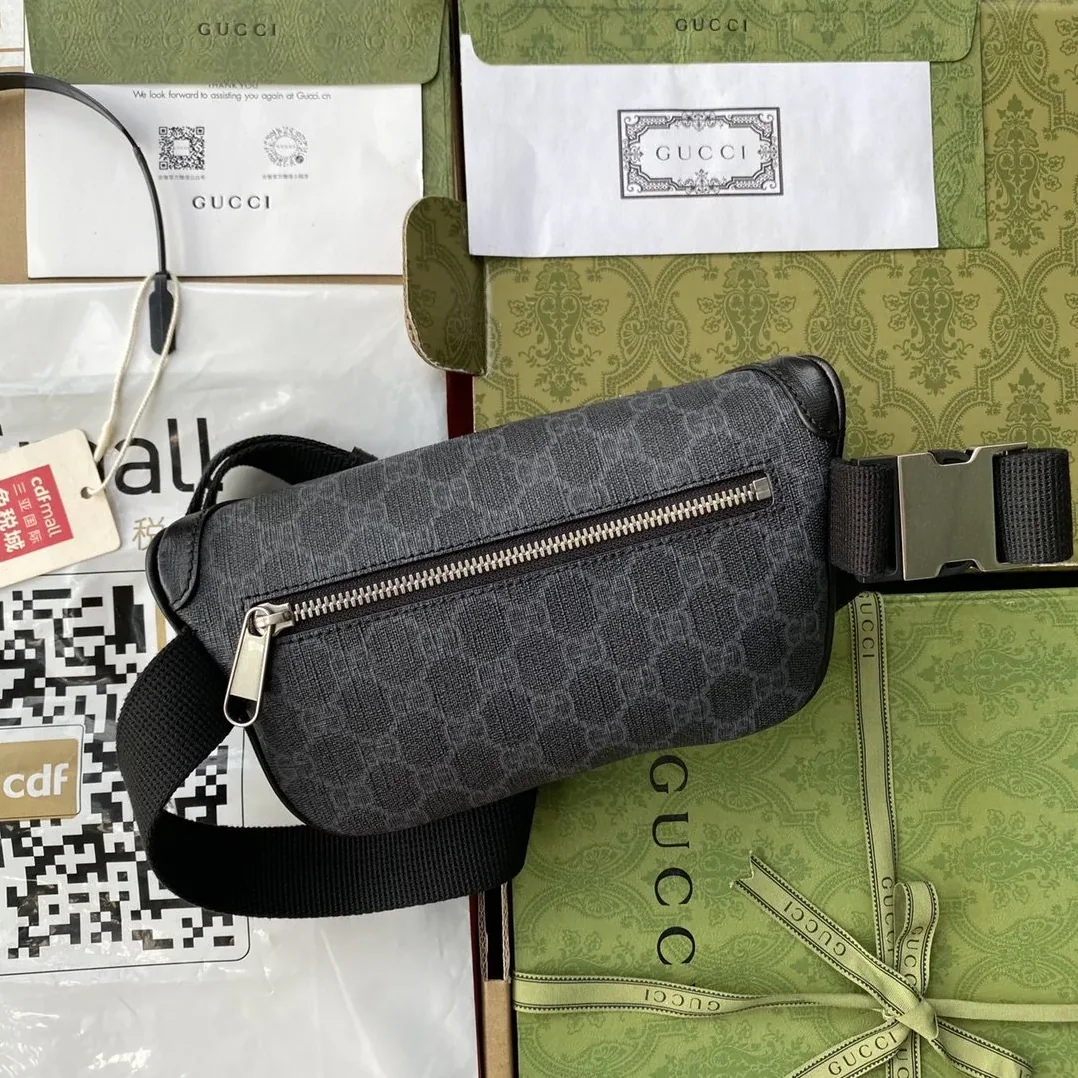 Gucci Belt Bag With Interlocking G Black GG Supreme Canvas / Gucci Belt Bag With Interlocking G Black GG Supreme Canvas /