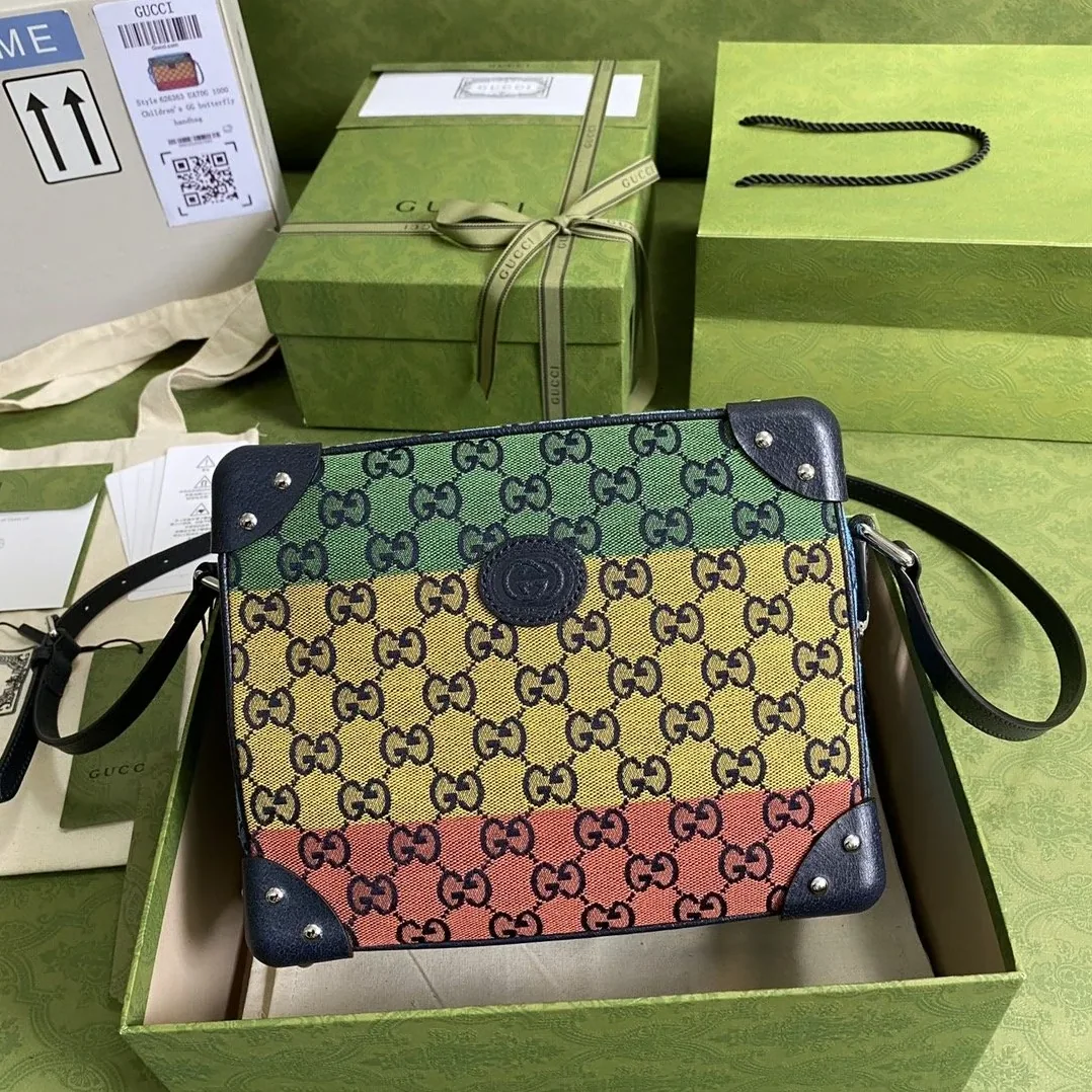 Gucci GG Multicolor Shoulder Bag In GG Multicolor Canvas / Gucci GG Multicolor Shoulder Bag In GG Multicolor Canvas /